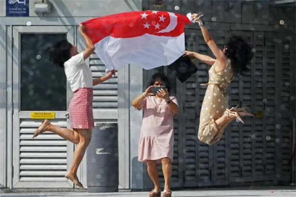 新加坡投资移民有年龄限制吗？